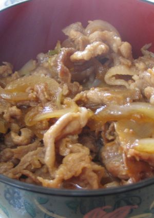 牛丼屋さんの味？！焼肉のたれ豚丼♪-レシピのメイン写真