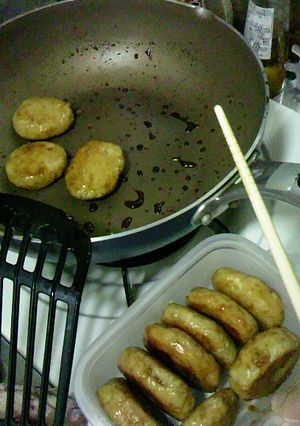 【冷凍作り置き】～れんこんハンバーグ～-レシピのメイン写真