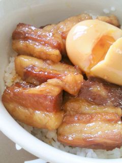 ☆オット君が褒めた☆トロットロの角煮丼♪-レシピのメイン写真