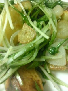 水菜とジャガ芋のペペロンチーノ。-レシピのメイン写真