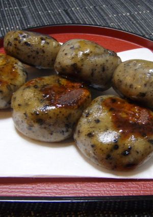 ー●●●黒ゴマ入り焼きだんご●●●ー-レシピのメイン写真