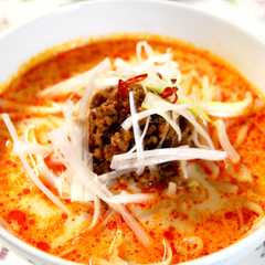 รูปของ 牛乳でまろやかクリーミー坦々麺