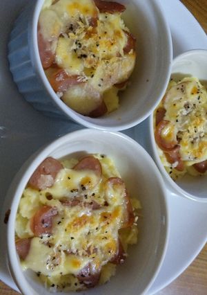 ウィンナーとポテトのチーズパン粉焼き♪-レシピのメイン写真