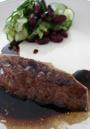 簡単なのに凄く見えるバルサミコ ステーキ-レシピのメイン写真