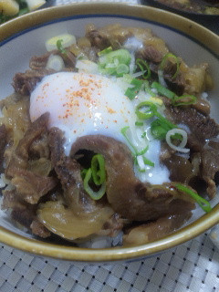 牛すじ牛丼 feat温泉玉子-レシピのメイン写真