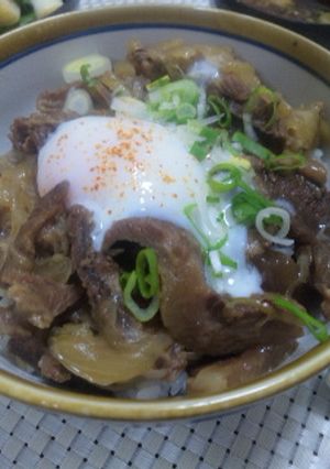 牛すじ牛丼 feat温泉玉子-レシピのメイン写真