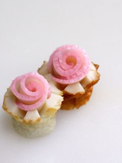 キャラ弁おかず♡かまぼこのバラ (お花)-レシピのメイン写真