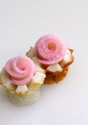 キャラ弁おかず♡かまぼこのバラ (お花)-レシピのメイン写真