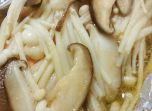 フライパンで♪鮭ときのこのホイル焼き-レシピのメイン写真