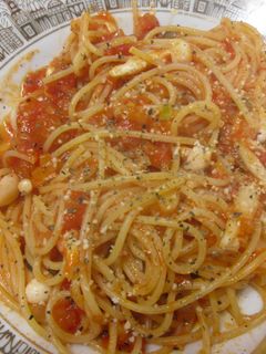 ブナシメジとベーコンのトマトソースパスタ-レシピのメイン写真