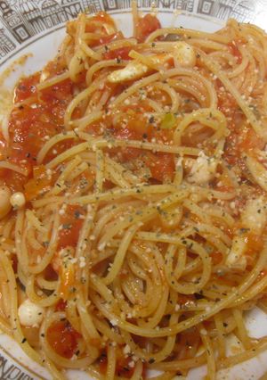 ブナシメジとベーコンのトマトソースパスタ-レシピのメイン写真