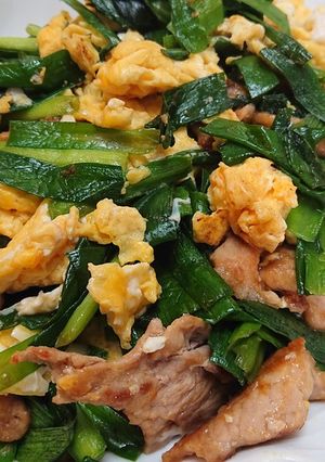 にら豚玉で～パフパフ～がっつりおかず-レシピのメイン写真