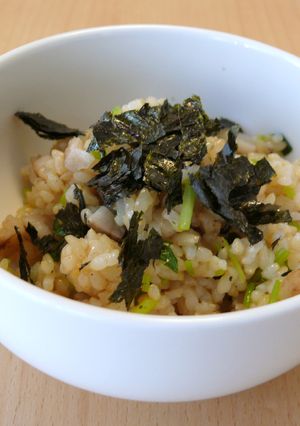 三つ葉とレンコンの玄米チャーハン-レシピのメイン写真