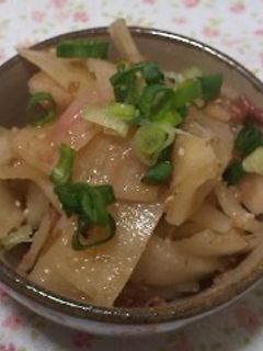 箸休めに*大根の梅おかか和え-レシピのメイン写真