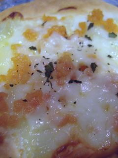 餃子の皮で♪鮭フレークのクリスピーピザ-レシピのメイン写真