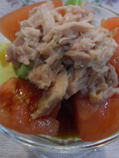 トマトとアボカドの前菜-レシピのメイン写真