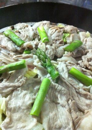 簡単☆ぶたとたっぷりお野菜の蒸しナベ-レシピのメイン写真