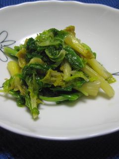 セロリの葉の炒め物-レシピのメイン写真