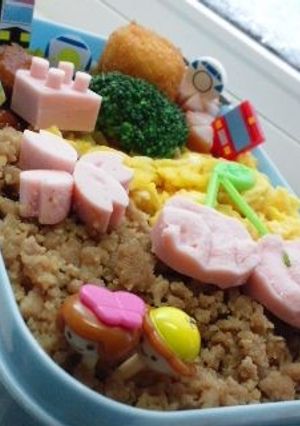 2色そぼろごはん-レシピのメイン写真