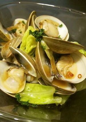 蛤とキャベツのワイン蒸し＊バター醤油風味-レシピのメイン写真