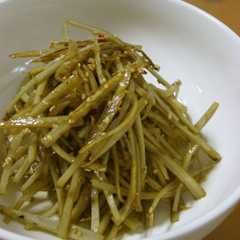 A picture of きんぴらごぼう.