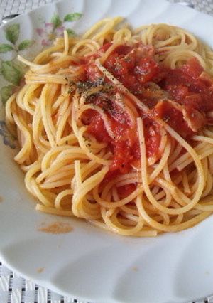 パスタ：シンプルなトマトスパゲティ-レシピのメイン写真