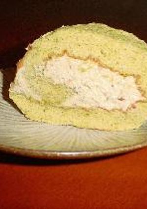 簡単！生どら風抹茶のロールケーキ♪-レシピのメイン写真