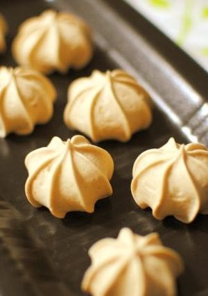 卵白消費☆ミルクコーヒー味❤焼きメレンゲ-レシピのメイン写真