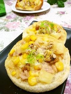ツナとコーンの 梅チーマヨトースト-レシピのメイン写真