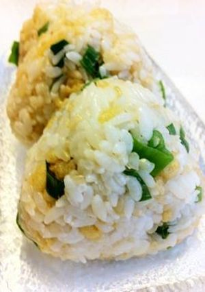 *天かすとネギのたぬきおにぎり*-レシピのメイン写真