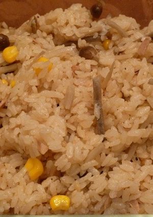 超簡単！！炊飯器でごぼうピラフ-レシピのメイン写真