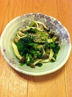 レンジで簡単☆法蓮草としめじのおひたし☆-レシピのメイン写真