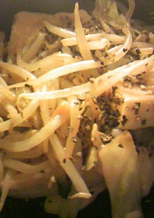 はんぺんキャベツもやしの味噌バター炒め-レシピのメイン写真