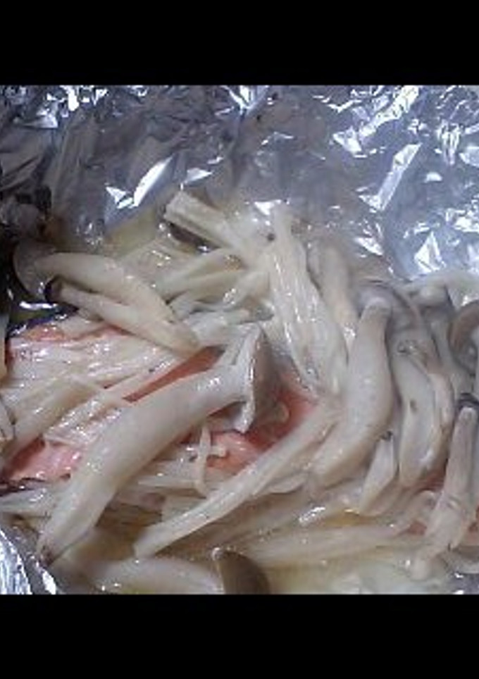 鮭ときのこのホイル焼き-レシピのメイン写真