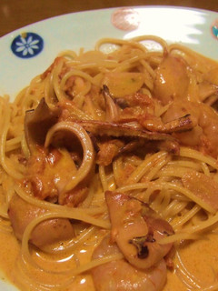 旬のイカ と エビのトマトクリームパスタ-レシピのメイン写真