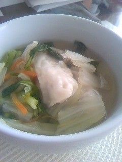 冷凍餃子で✿簡単餃子野菜スープ✿-レシピのメイン写真
