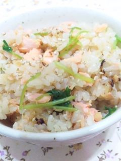 めんつゆで☆鮭とせりの炊き込みご飯-レシピのメイン写真