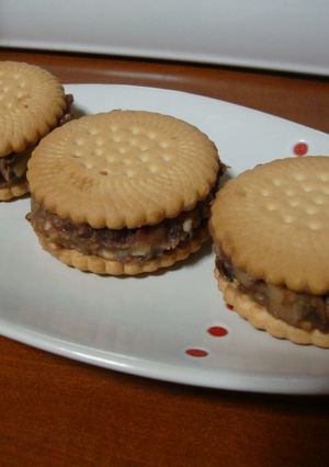 気分は月餅?餡子サンド-レシピのメイン写真
