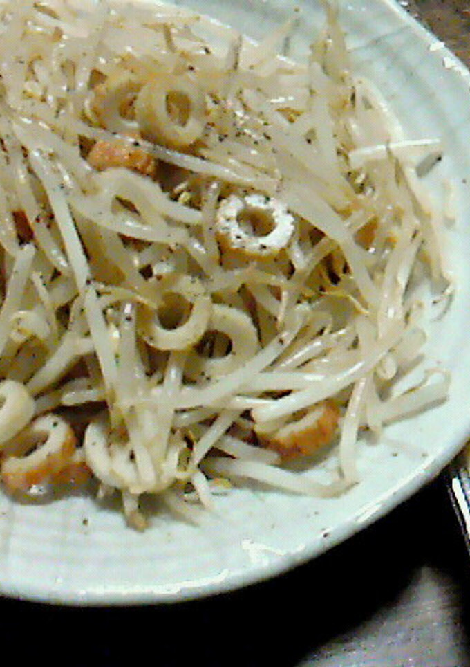 ﾚﾝｼﾞでﾁﾝ！ﾓﾔｼと竹輪の和え物♪-レシピのメイン写真