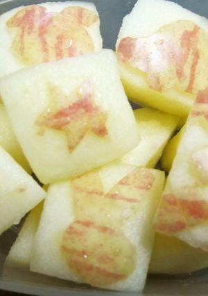 キャラ弁に！飾りりんご-レシピのメイン写真