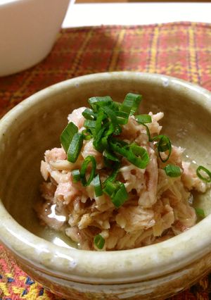 お手軽♪ツナ缶だけで簡単おつまみ〜丼にも-レシピのメイン写真