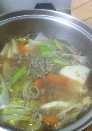 ひき肉とたっぷり野菜のスープ-レシピのメイン写真