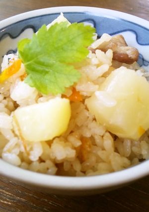 簡単おいしい！じゃが豚♡炊き込みごはん-レシピのメイン写真