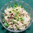 鶏むね肉と香味野菜の梅わさびソース和え