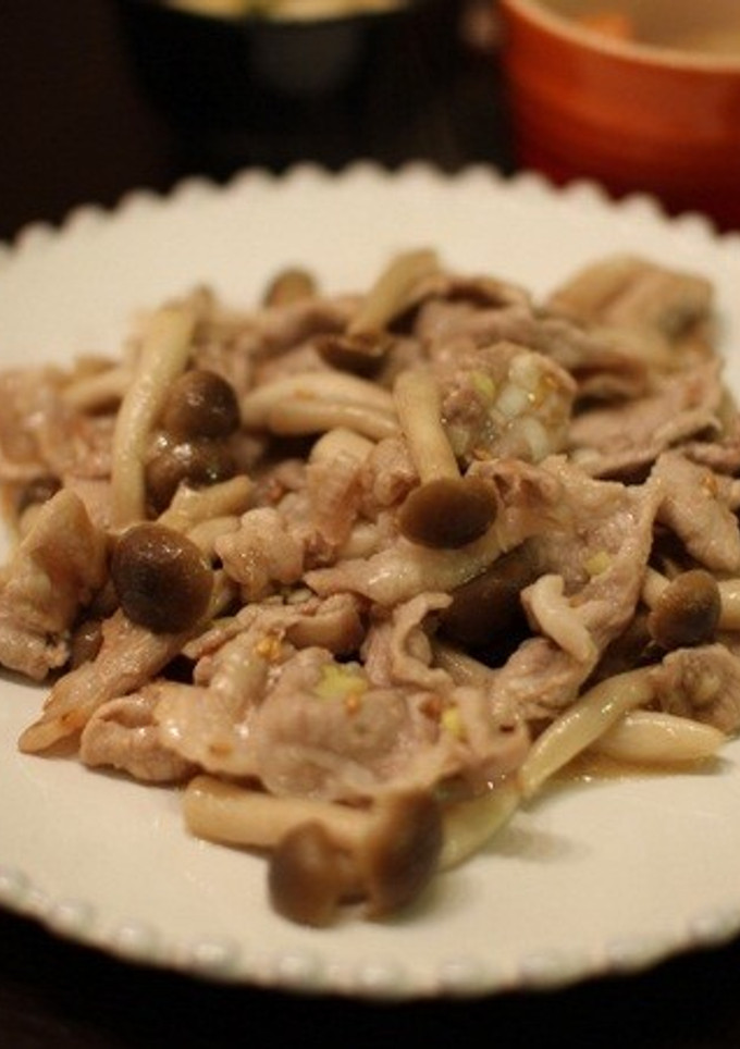 ネギ塩レモンダレで豚肉ときのこ炒め-レシピのメイン写真