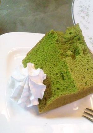 ほろ苦抹茶シフォンケーキ-レシピのメイン写真