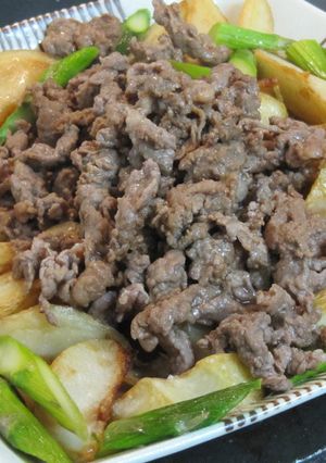 アスパラとフライドポテトの肉じゃが-レシピのメイン写真