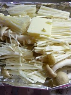 超簡単★たっぷりきのこのホイル焼き-レシピのメイン写真
