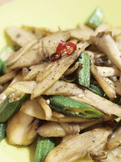 ごぼうとまいたけ、おくらのペペロンチーノ-レシピのメイン写真