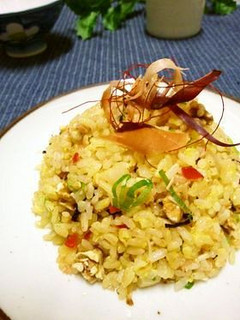カリカリ梅とセロリの和風チャーハン-レシピのメイン写真